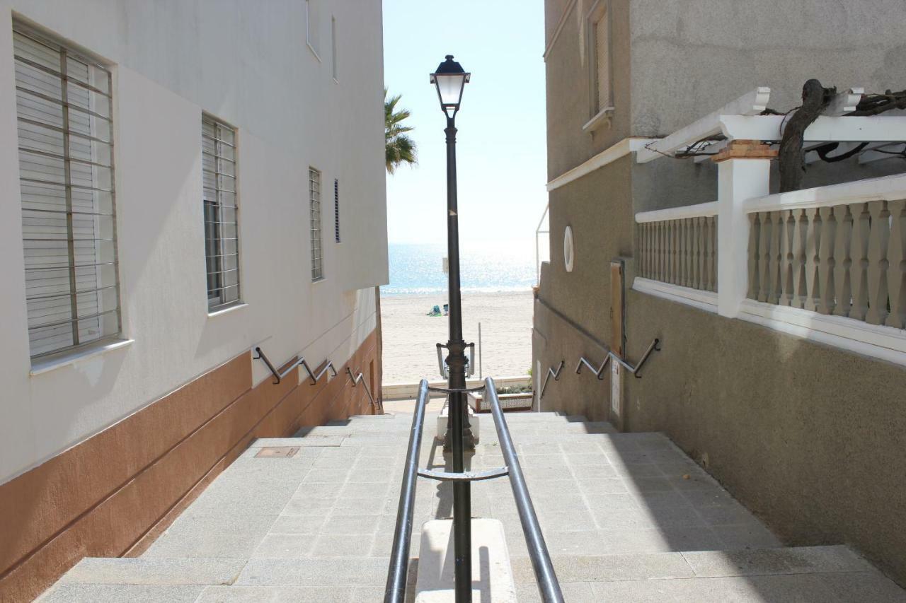 Apartamento Puerta Al Mar Apartman Rota Kültér fotó