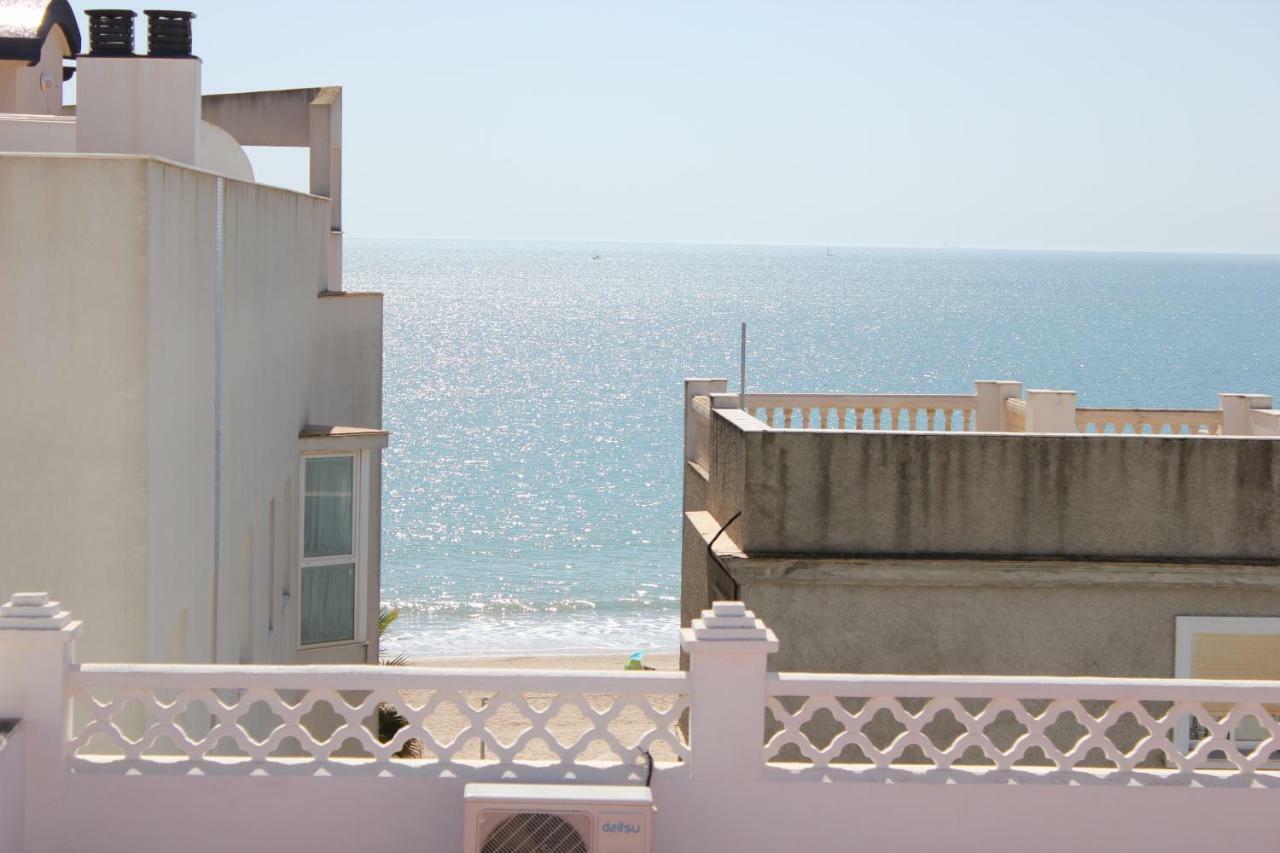 Apartamento Puerta Al Mar Apartman Rota Kültér fotó